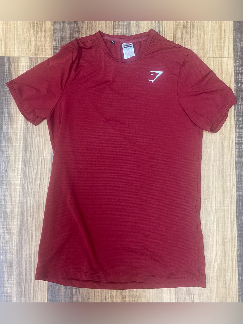 Gymshark Athletic T-Shirt Men Small Red Burgundy Performance Gym Workout Logo